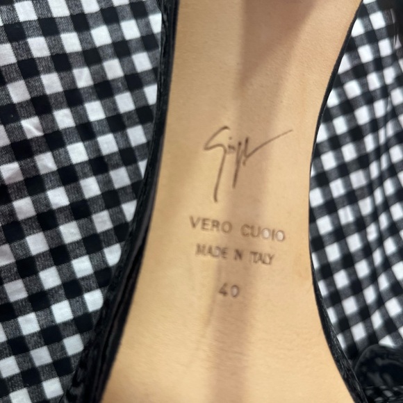 Giuseppe Zanotti Design heels.  * AUTHENTIC * Vero Cucio size 40/8.5 - Picture 6 of 6